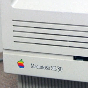 Macintosh SE/30 design Image 2